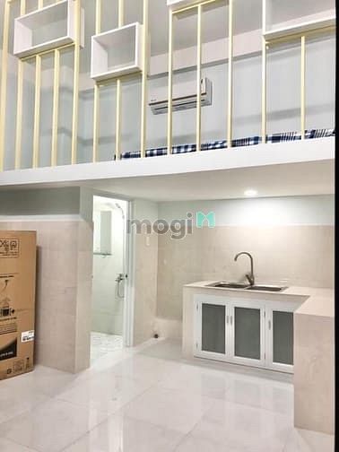 Hình ảnh Phòng có gác full nội thất gần ngã tư Bình Thái