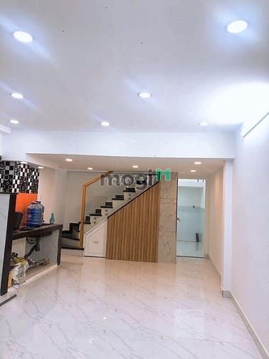 Hình ảnh Cho thuê nhà đường Âu Cơ, Quận Tân Bình, 5x16m.