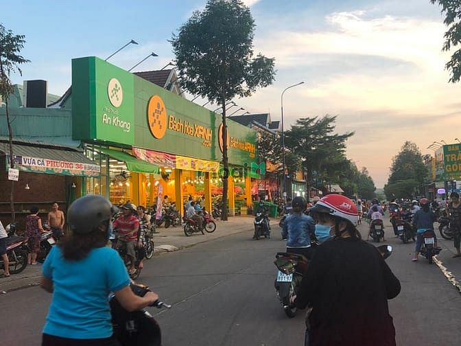 Hình ảnh Tôi cần bán gấp dãy trọ và lô đất 300m2 liền kề khu chợ dân sinh, SHR