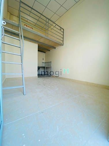 Hình ảnh Phòng trọ ban công Hoà Bình, Tân Phú