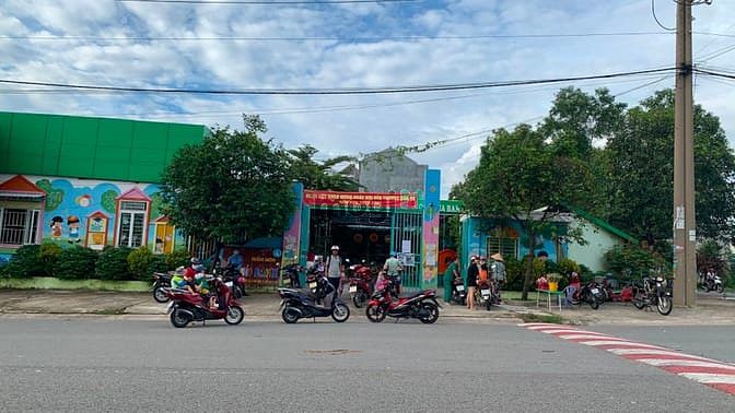 Hình ảnh Bán gấp lô đất đẫ có sổ hồng, thổ cư toàn bộ, mặt tiền khu chợ