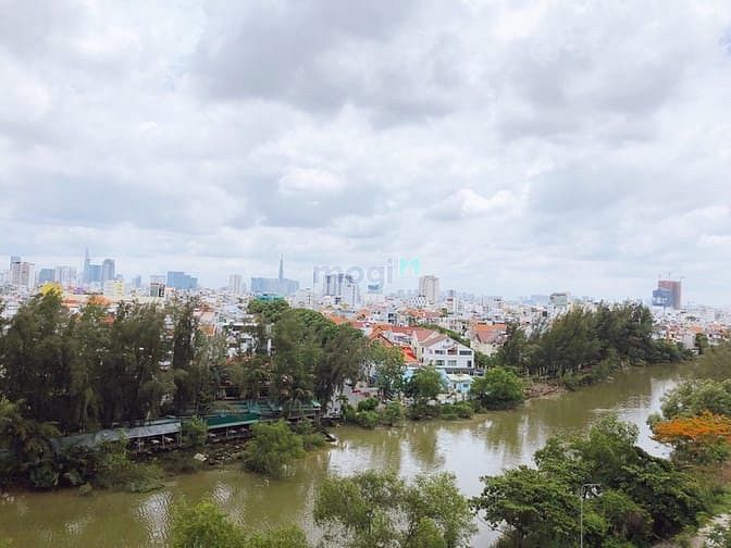 Hình ảnh Cần cho thuê căn góc Sky Garden 3, view sông. Giá 13tr/tháng