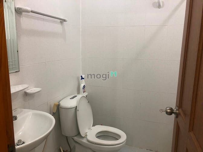 Hình ảnh Cần cho thuê căn góc Sky Garden 3, view sông. Giá 13tr/tháng