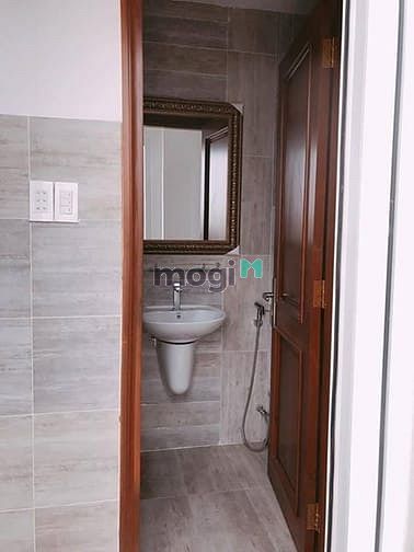 Hình ảnh Căn Hộ Ban Công Thoáng Mát, Thiết Kế Hiện Đại Ngay CMT8⚡⚡