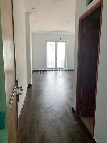 Hình ảnh cho thuê nhà nguyên căn 68A Hoàng Việt, P4, Tân Bình. dtsd 300m2