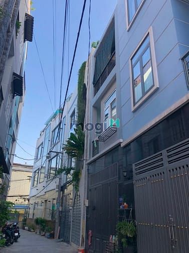 Hình ảnh Cần bán gấp lô đất 4.4 * 12 ngay Vòng xoay Lê Đại Hành - Âu Cơ.