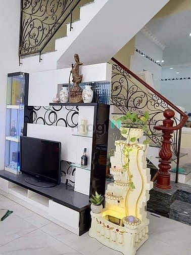 Hình ảnh Bán gấp biệt thự 80m2 Cách Mạng Tháng 8 P5 Tân Bình giá chỉ 12 tỷ.
