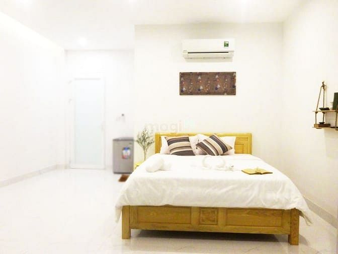 Hình ảnh Nhà hiện đại 4 phòng ngủ gần Phạm Văn Đồng - B272