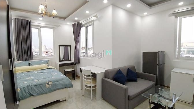 Hình ảnh Căn Hộ FUll NT Ngay Mặt Tiền Đường Lê Văn Sỹ Quận 3