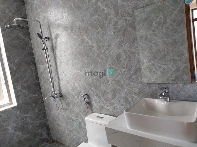 Hình ảnh Nhà 4 phòng ngủ gần đường Phan Tứ - B446