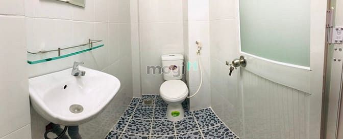 Hình ảnh Mb6623 nạp rút nhanh chóng Full nội thất nằm sát Quận 1 có ban công view Landmark 81