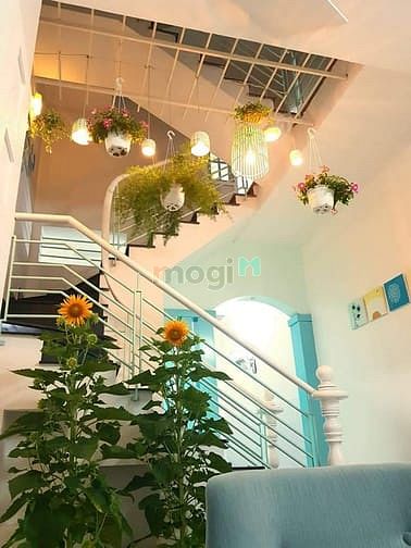 Hình ảnh Bán Nhà Nhỏ 33m2 Đường Trần Văn Đang - 2 Lầu - Q3