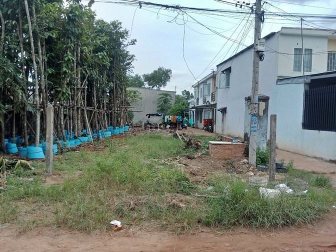 Hình ảnh Bán miếng đất 5x22m, giá 780 triệu Đức Hòa, sổ hồng riêng