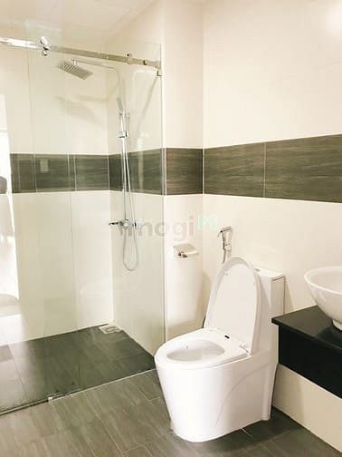Hình ảnh Mb6623 nạp rút nhanh chóng studio mới, gần cầu Rồng - A549