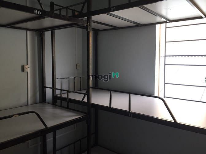 Hình ảnh KTX bao điện nước giá 700K, máy lạnh wifi miễn phí