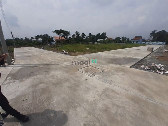 Hình ảnh Bán gấp lô đất nền full thổ gần chợ BÌNH CHÁNH