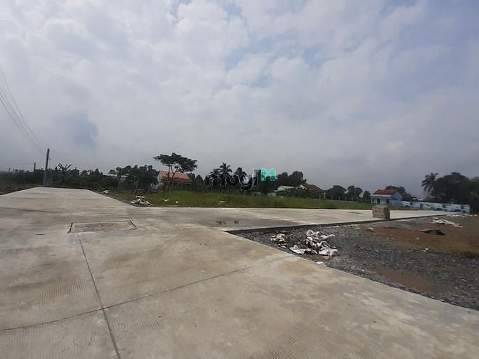 Hình ảnh Bán gấp lô đất mặt tiền hương lộ 11 BÌNH CHÁNH