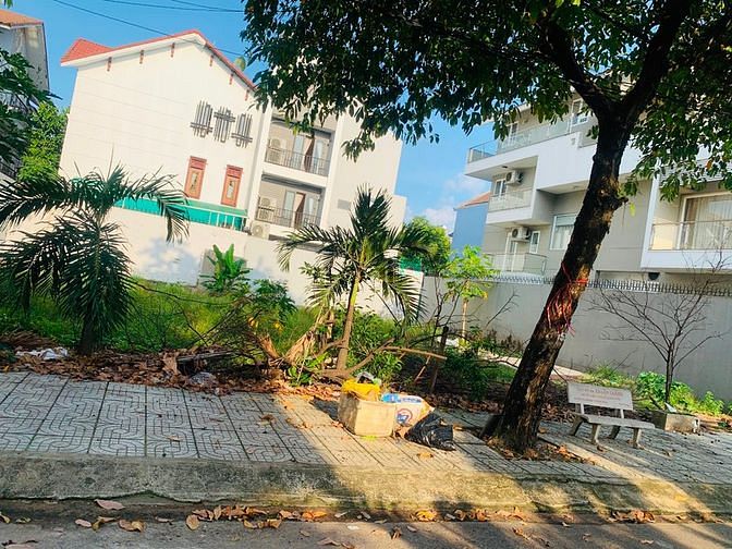 Hình ảnh Bán gấp lô Biệt Thự 200m2 Bình Trị Đông B Aeon MALL , Bình Tân 32tr/m2