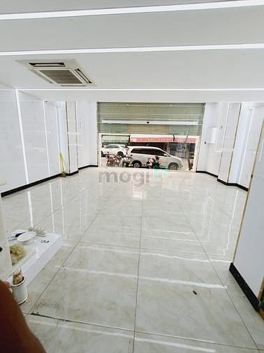 Hình ảnh Cho thuê nhà 25A Hoàng Hoa Thám ngay Khu 2  CHIỀU đông đúc
