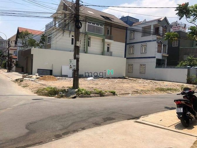 Hình ảnh Bán nền đất Biệt Thự ngay UBND Quận 9 ( ngang 12,6 x20m )