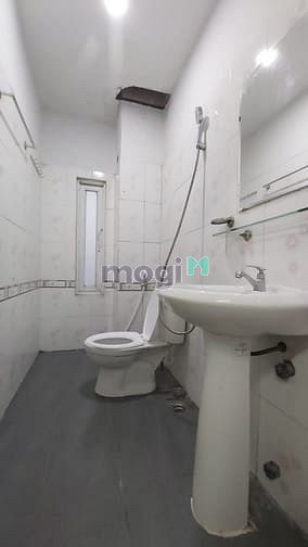 Hình ảnh 🏩🏩🏩 Phòng Cao Cấp Full Nội Thất 😍, Ngay LOTTE QUẬN 7