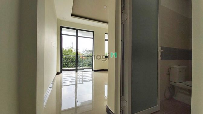 Hình ảnh Cho thuê phòng trọ có máy lạnh gần Vincom Thủ Đức
