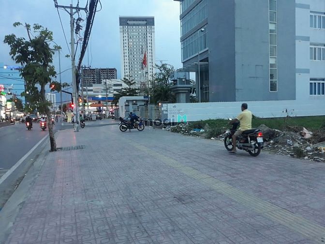 Hình ảnh 🔥🔥🔥Cho thuê  đất mặt tiền Huỳnh Tấn Phát, phường Phú Mỹ, quận 7.