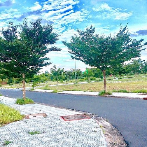 Hình ảnh Đất nền MT Đào Trí, Quận 7, DT: 5x20m, đường 24m CSHT 100%, từ 1.8 tỷ/