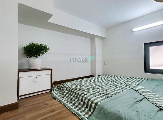 Hình ảnh Cho thuê CHDV full NT, cửa sổ lớn sát lotte Q7