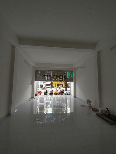 Hình ảnh Cho thuê nhà 702A3 Sư Vạn Hạnh p10 quận 10