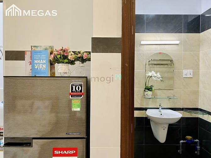 Hình ảnh Còn 1 căn duy nhất -  Full nội thất - sát bên đường Trần Não q2