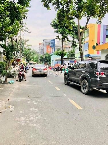 Hình ảnh 1 căn duy nhất KDC Tên Lửa ngay Aeon Mall, tặng nội thất cao cấp