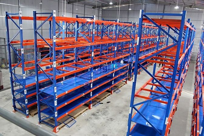 Hình ảnh Kho Hàng Diện Tích Thuê Nhỏ-Lớn, Có Khung Kệ, 10 NV & Hệ Thống Quản Lý