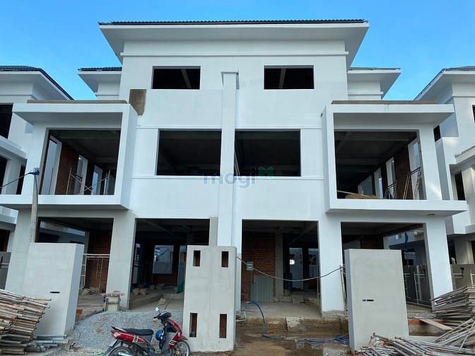 Hình ảnh Bán Biệt thự mặt tiền Võ Văn Kiệt Quận 8