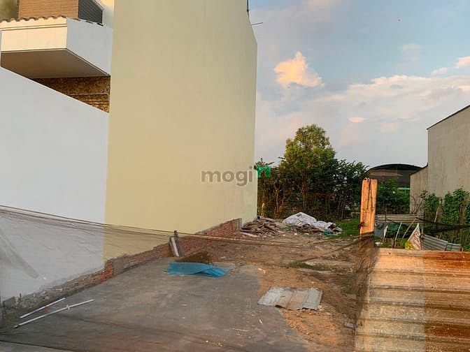 Hình ảnh Sang lại nền đất KDC Bà Hom, gần Vòng Xoay Phú Lâm