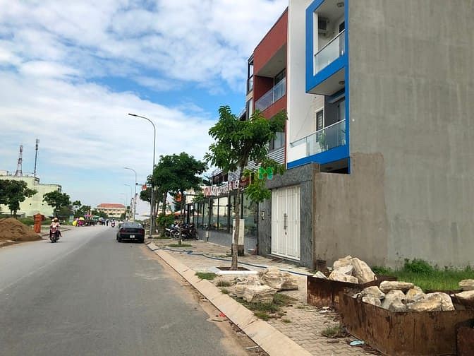 Hình ảnh Ngân hàng quốc tế VIB hỗ trợ trực tiếp thanh lý 16 nền đất KDC Tân Tạo