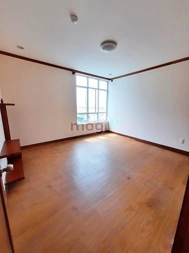 Hình ảnh Giai Việt - 2 phòng - 9 Triệu nhà trống