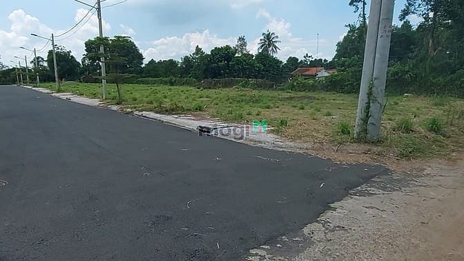 Hình ảnh Bán 2 Lô Đất Full Thổ Cư Gần Thị Trấn Dầu Giây Chỉ 650 triệu