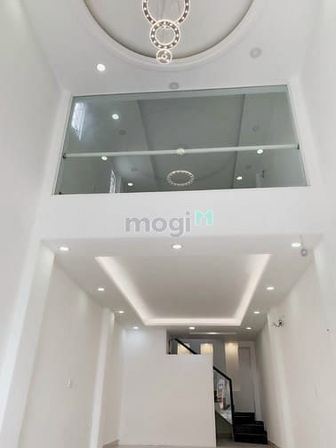 Hình ảnh Cho thuê nhà Góc ngã 4 phan văn trị nơ trang long và lê quang đih