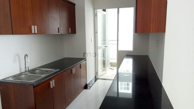Hình ảnh Giai Việt - 2 phòng - 9 Triệu nhà trống