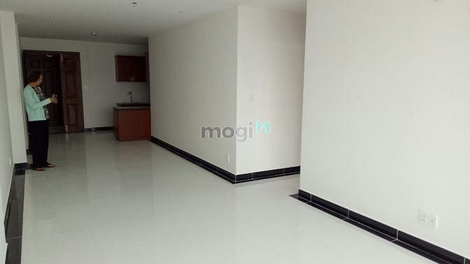 Hình ảnh Giai Việt - 2 phòng - 9 Triệu nhà trống