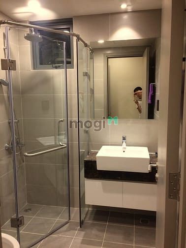 Hình ảnh Cho thuê chung cư The Gold View Q4, 2PN, 90m2, view bitexco, 15 triệu