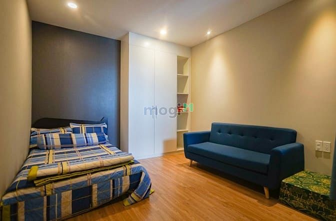 Hình ảnh Cho thuê chung cư The Gold View Q4, 2PN, 90m2, view hồ bơi, tầng cao