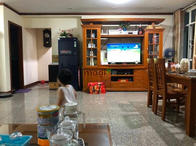 Hình ảnh cho thuê CH Giai Việt 2pn 11tr nội thất cao cấp