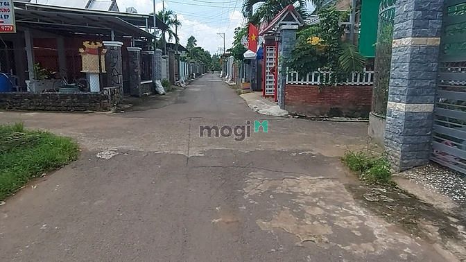 Hình ảnh Bán Gấp Đất Ngay Gần KCN Dầu Giây Đường Nhựa 8m