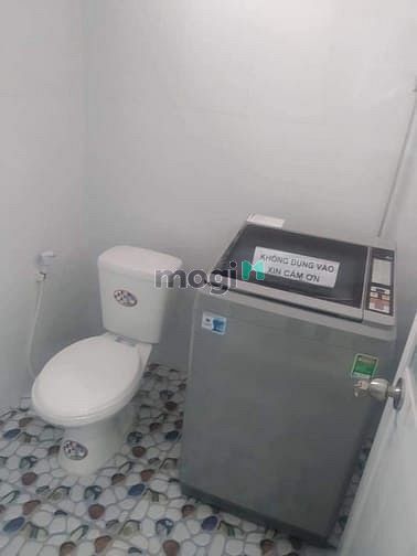 Hình ảnh Nhà Trần Bình Trọng cách MT 100m HXH chạy vi vu