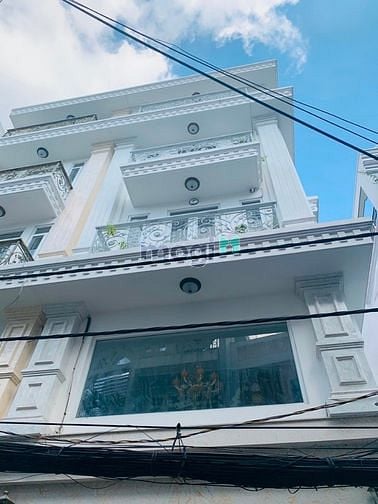 Hình ảnh Cho thuê nguyên căn mặt tiền 108C Lê Bình, p2, Tân Bình.