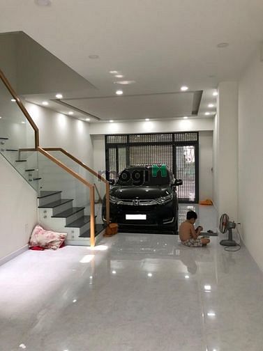 Hình ảnh Cho thuê nguyên căn mặt tiền 108C Lê Bình, p2, Tân Bình.
