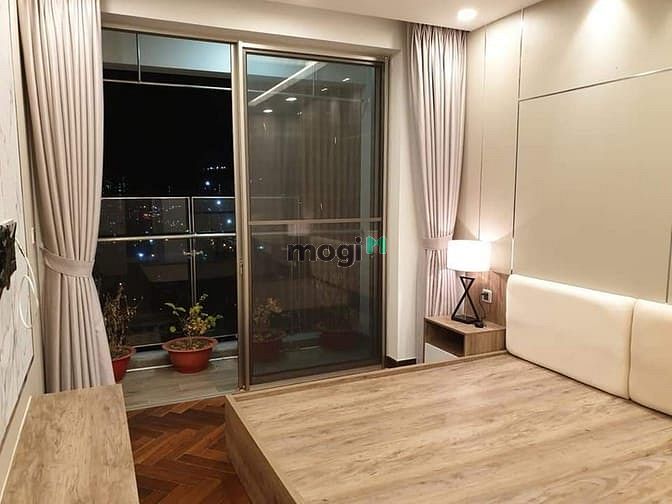 Hình ảnh Cần cho thuê gấp Mb6623 nạp rút nhanh chóng Midtown Phú Mỹ Hưng, full nội thất cao cấp.