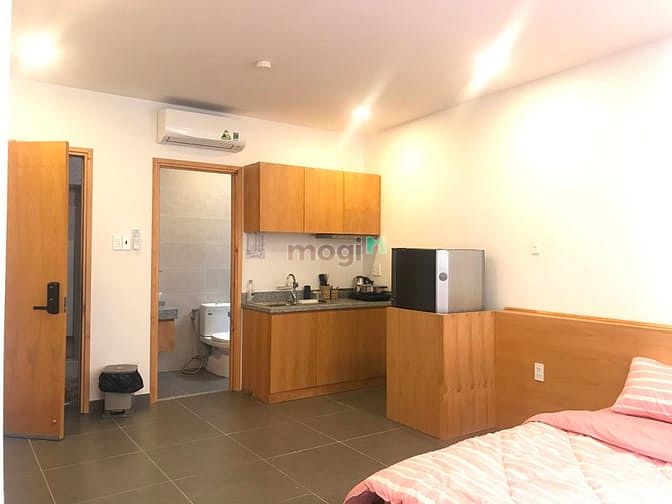 Hình ảnh Studio có BAN CÔNG_chỉ tính ĐIỆN còn lại FREE_phố đi bộ_Hàm Nghi